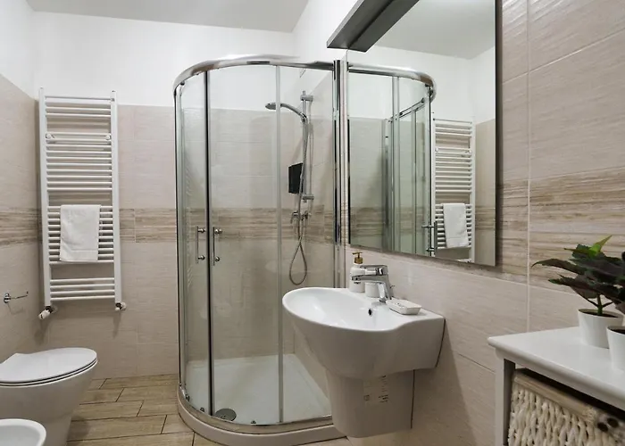 Ambrogio's Nest - Modern Close To Cadorna Station Apartment Mailand